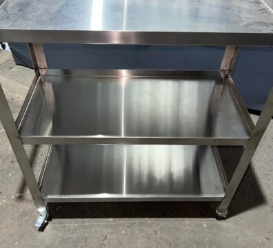 CARRO DE SERVICIO 3 NIVELES CON RUEDAS ACERO INOXIDABLE - INOXSTEELS