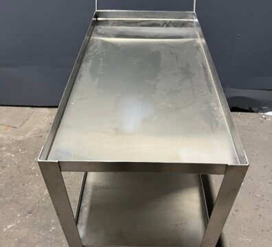 CARRO DE SERVICIO 3 NIVELES CON RUEDAS ACERO INOXIDABLE - INOXSTEELS