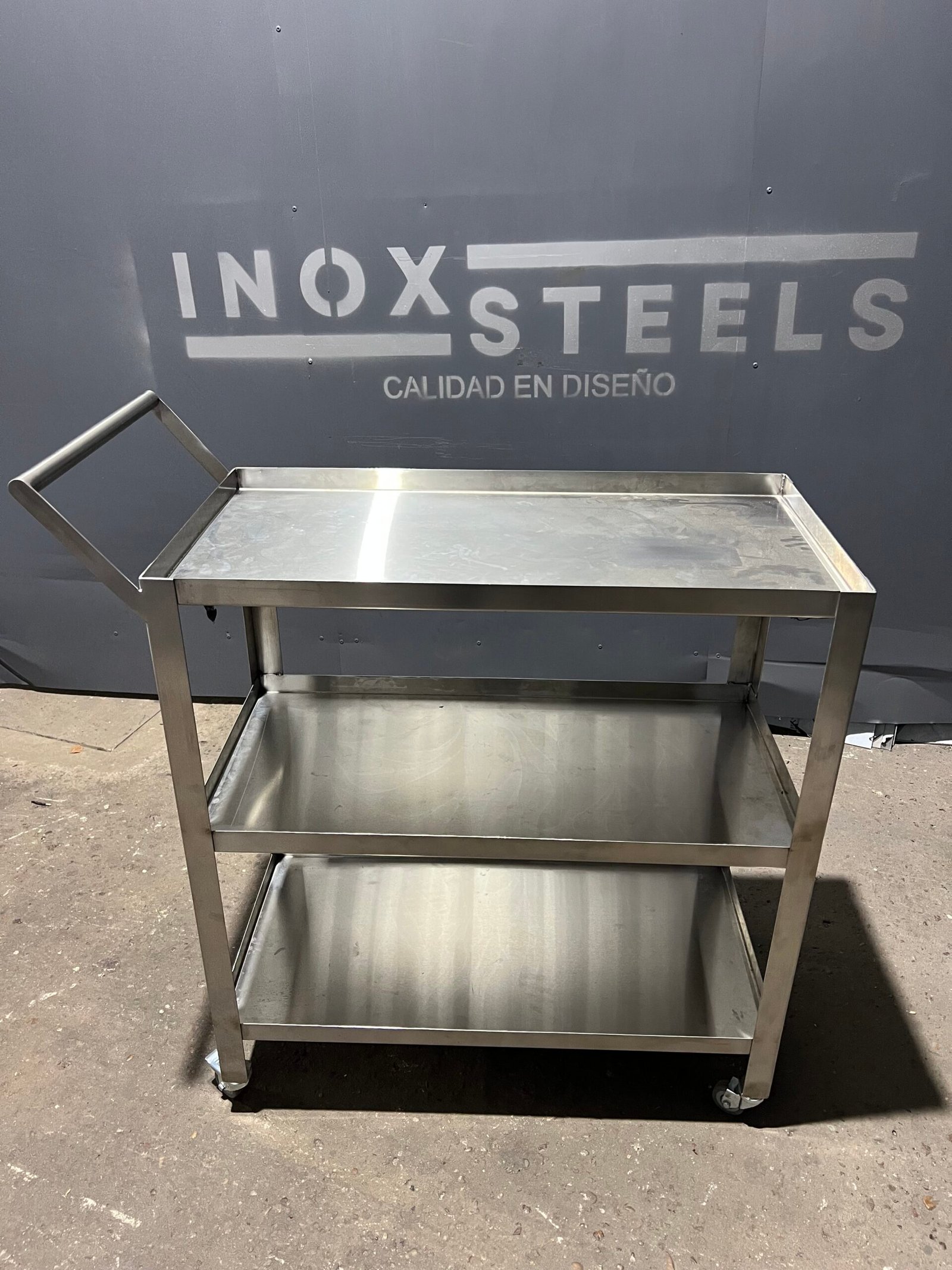 CARRO DE SERVICIO 3 NIVELES CON RUEDAS ACERO INOXIDABLE - INOXSTEELS