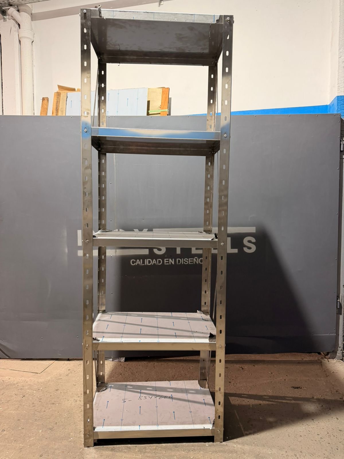 Estanteria tipo INDUSTRIAL en acero inoxidable - INOXSTEELS