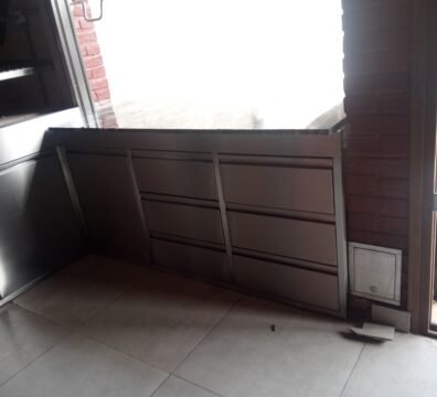 FRENTE DE PARRILLA EN L COMPLETO CON CAJONERA EN ACERO INOXIDABLE- INOXSTEELS