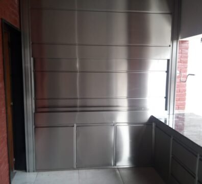 FRENTE DE PARRILLA EN L COMPLETO CON CAJONERA EN ACERO INOXIDABLE- INOXSTEELS