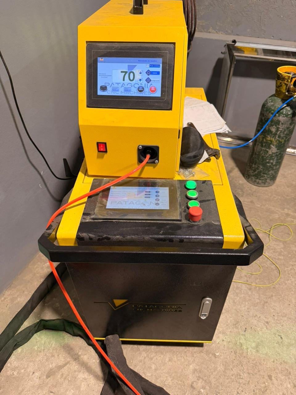 INOXSTEELS | Fabricación en Acero Inoxidable a Medida en Argentina 11 Costura con soladura Laser en acero inoxidable 2-INOXSTEELS